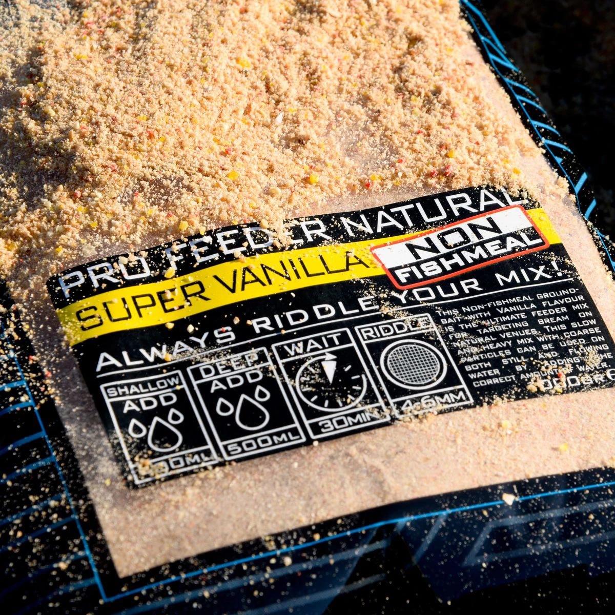 SAGA Pro Feeder Natural, Super Vanilla Groundbait (1kg) 2 SAGA Pro Feeder Natural, Super Vanilla Groundbait (1kg) - Image 2