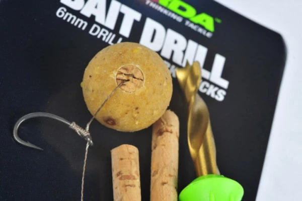 Korda Bait Drill (Incl. Cork Sticks) 1 Korda Bait Drill (Incl. Cork Sticks)